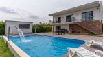 Se vende casa rústica con piscina en una gran parcela cerca del centro de Cambrils