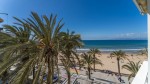 Dúplex en primera línea del mar en venta. Playa Levante. Salou.